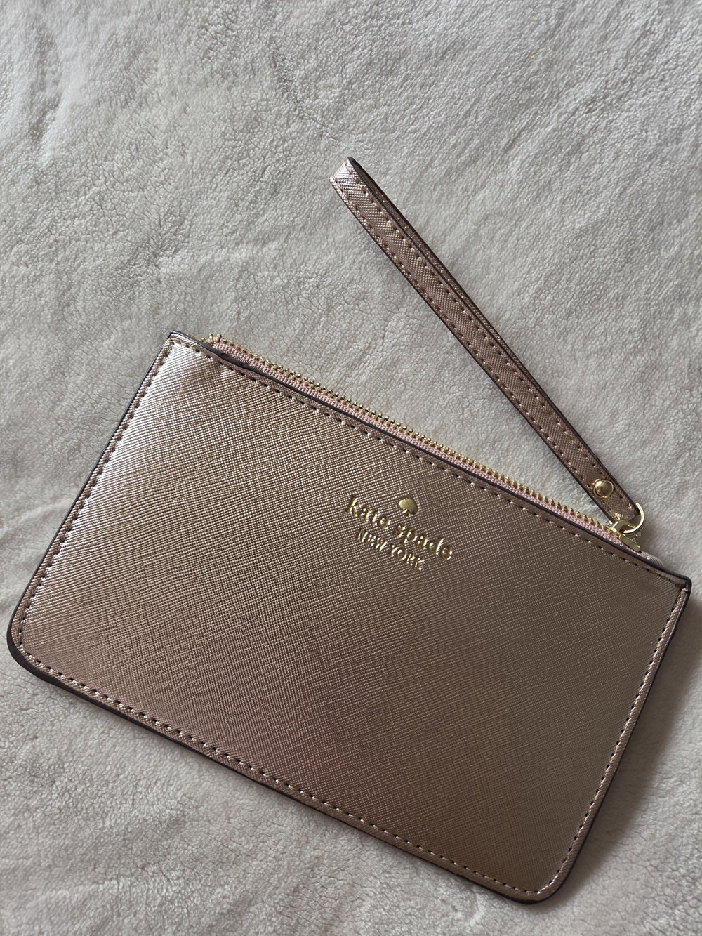 kate spade metallic rose clutch wristlet in rose gold